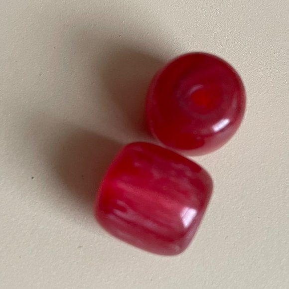 Beads and Stars, red & gray beads with beautiful patterns and small silver stars - Picture 5 of 8